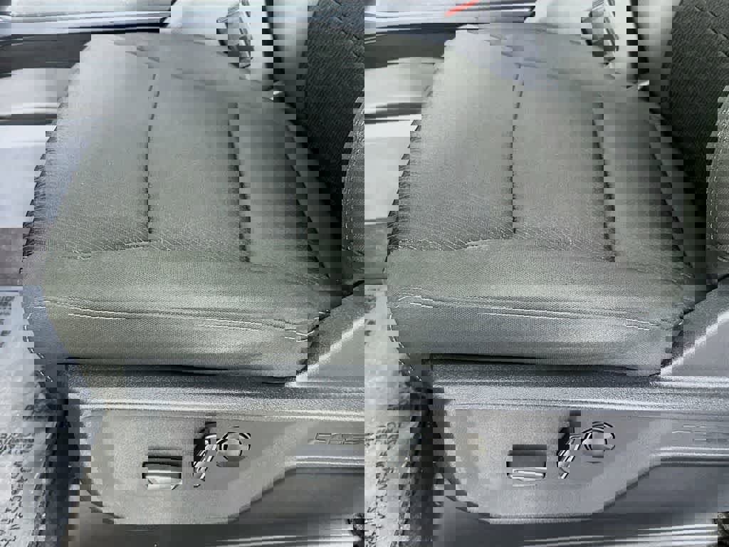 Certified 2023 Ford F150 XLT w/ Equipment Group 302A High image 31