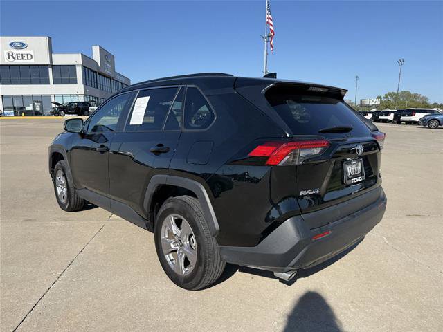 Used 2025 Toyota RAV4 XLE FWD image 7