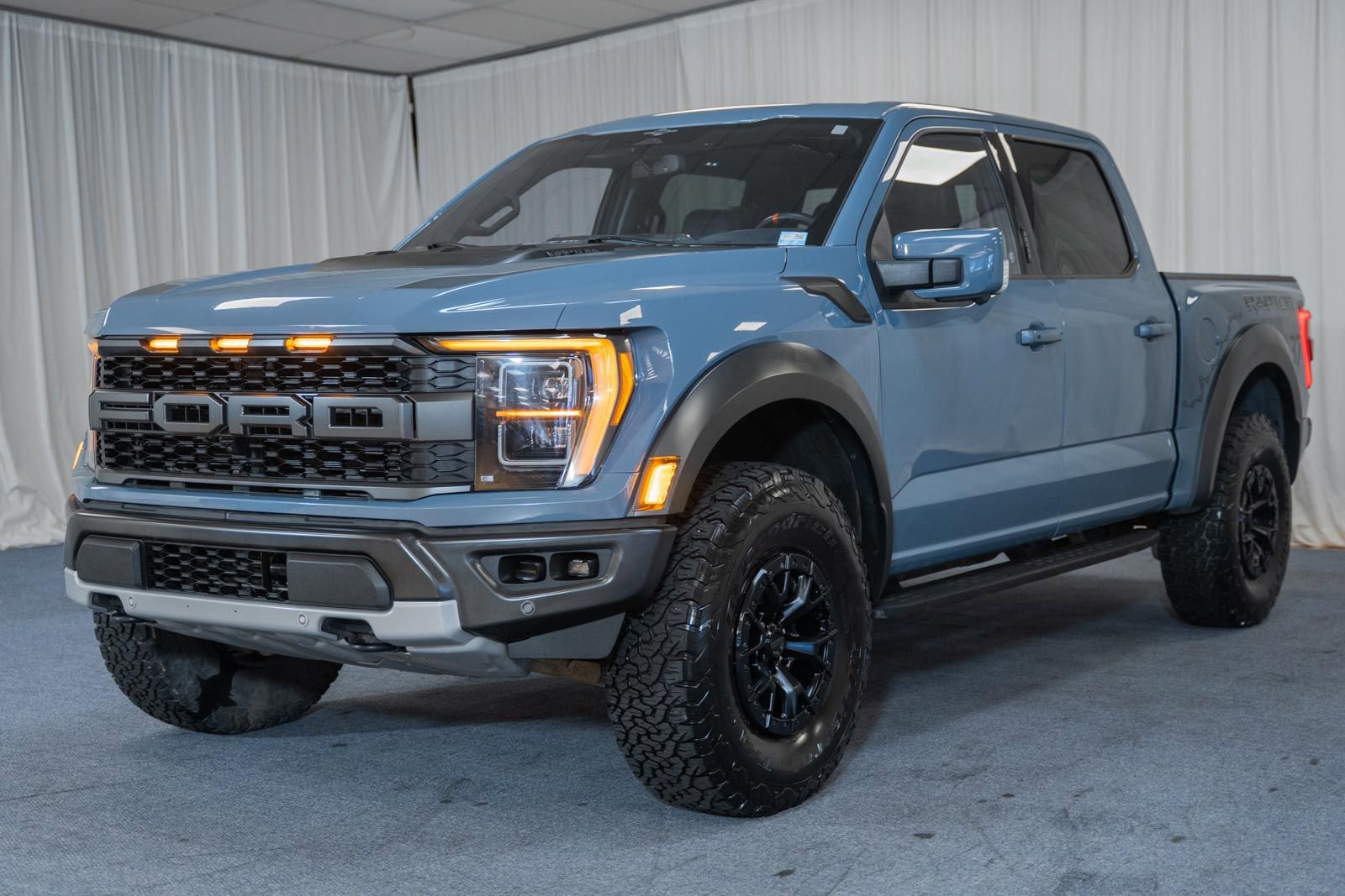 Certified 2023 Ford F150 Raptor w/ Raptor 37 Performance Package AWD/4WD image 3
