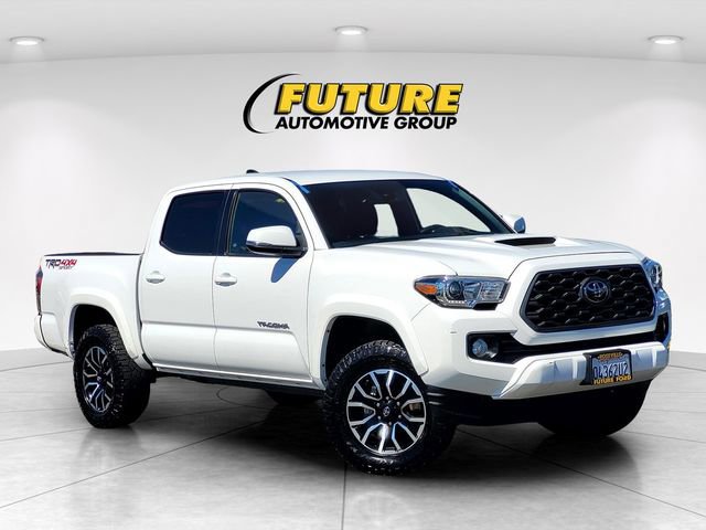 Used 2020 Toyota Tacoma TRD Sport w/ Technology Package AWD/4WD image 7
