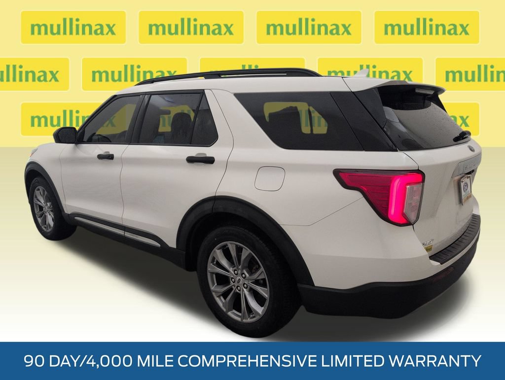 Certified 2022 Ford Explorer XLT w/ Equipment Group 202A RWD image 9