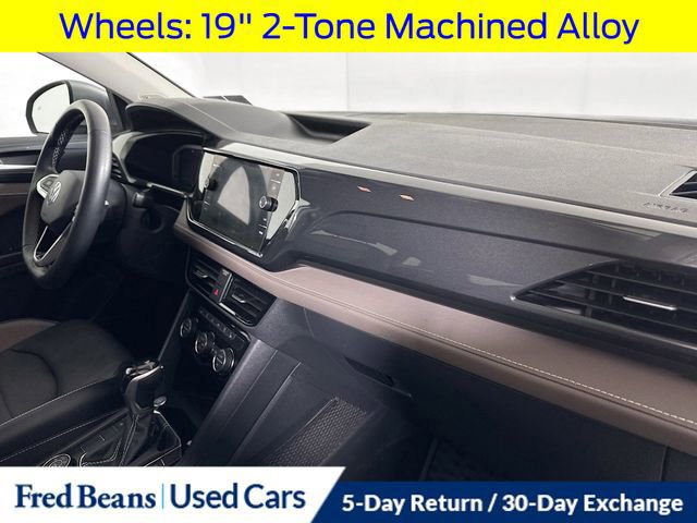 Used 2022 Volkswagen Taos SEL image 34