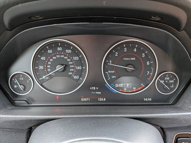 Used 2017 BMW 330i xDrive Sedan AWD/4WD image 11