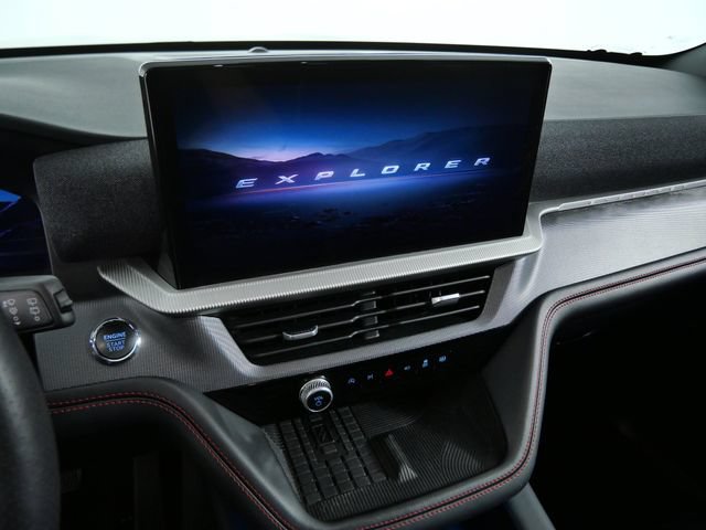 Certified 2025 Ford Explorer ST AWD/4WD image 19