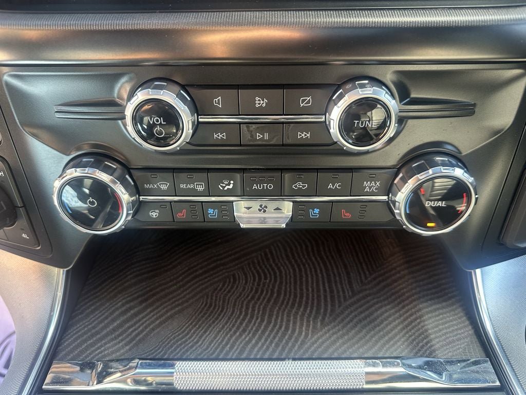 Certified 2022 Ford F150 Platinum w/ Equipment Group 701A High AWD/4WD image 21
