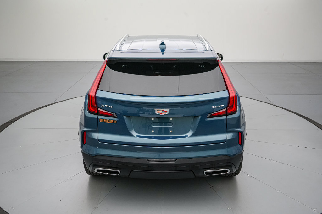 Used 2025 Cadillac XT4 Premium Luxury FWD image 5