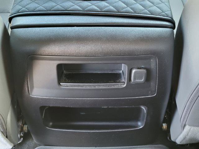 Used 2017 Chevrolet Silverado 1500 LTZ Z71 w/ LTZ Plus Package image 13