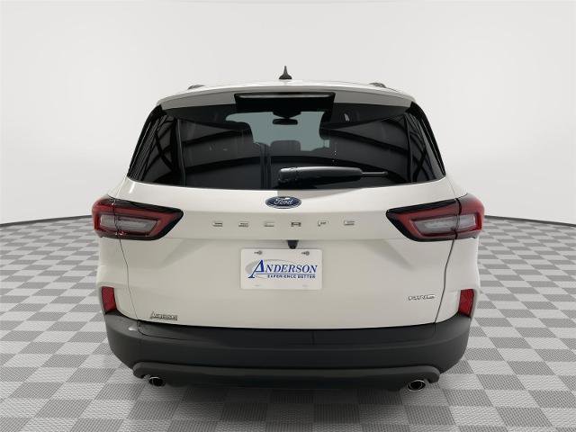 Certified 2025 Ford Escape ST-Line w/ Cold Weather Package image 8