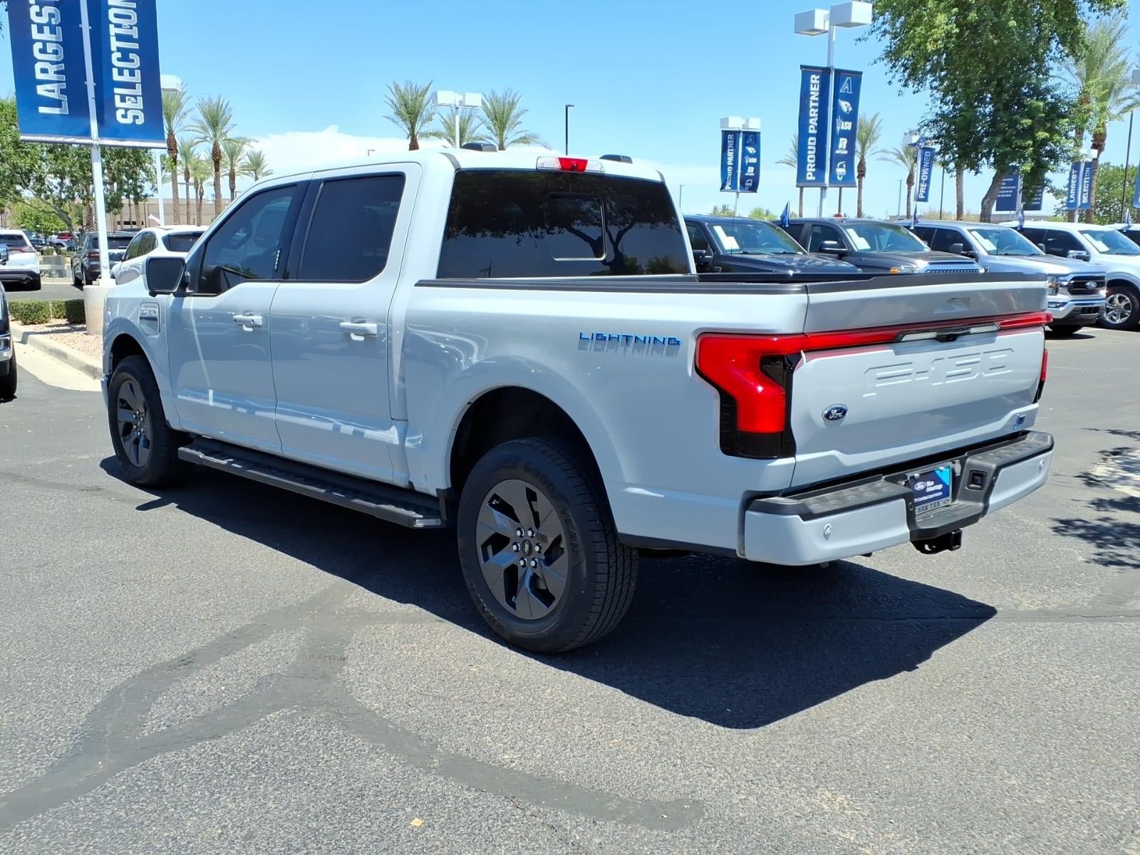 Certified 2023 Ford F150 Lightning Lariat w/ Tow Technology Package AWD/4WD image 6