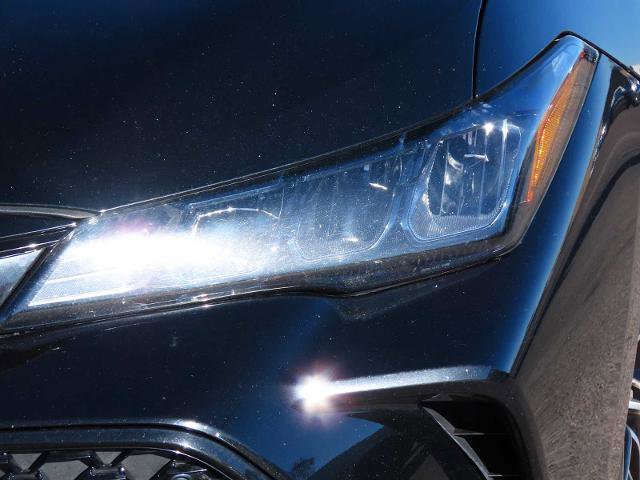 Used 2019 Toyota Avalon XSE w/ All Weather Liner Package image 9