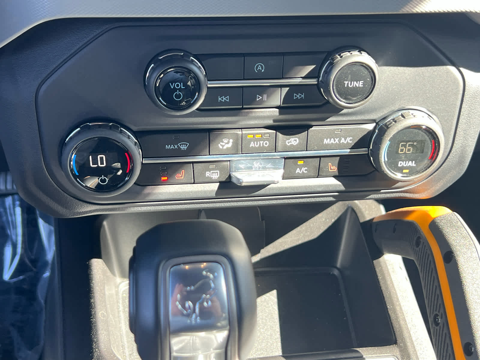 Certified 2023 Ford Bronco Badlands image 35