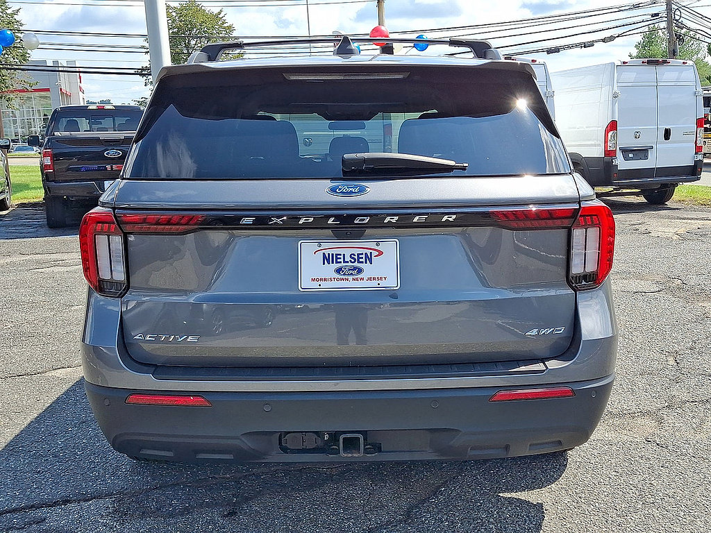 Certified 2025 Ford Explorer Active AWD/4WD image 29