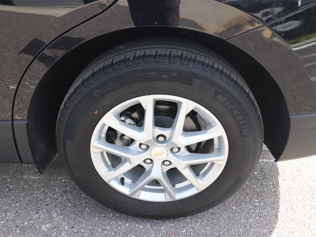 Used 2024 Chevrolet Equinox LS image 17