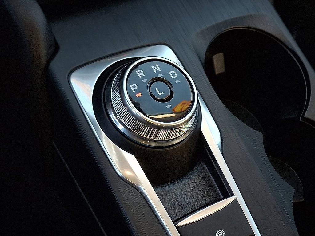 Certified 2022 Ford Escape SE w/ Cold Weather Package image 14