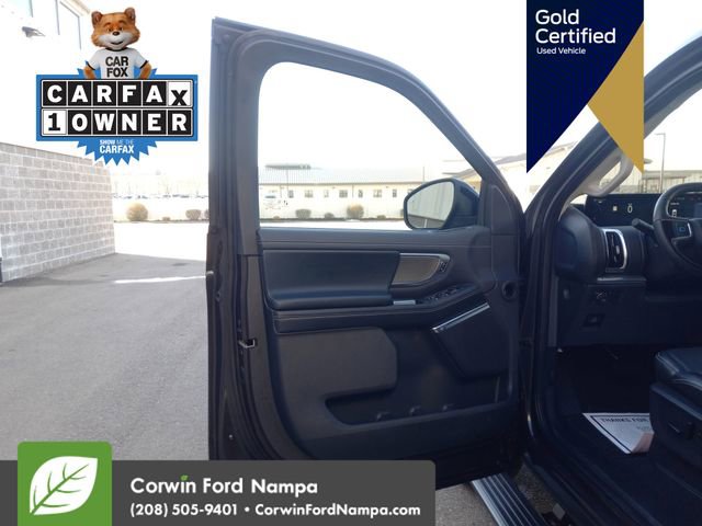 Certified 2025 Ford Expedition Max Platinum image 12