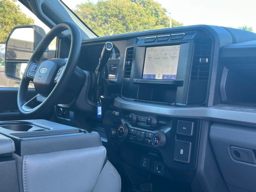 Certified 2023 Ford F550 XL w/ XL Chrome Package image 23
