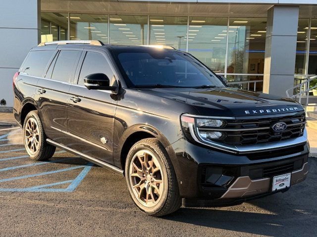 Certified 2025 Ford Expedition King Ranch AWD/4WD image 2