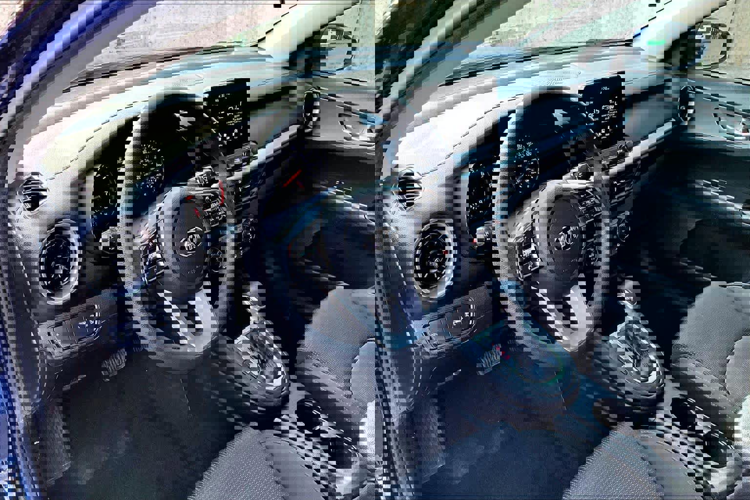 Used 2019 Kia Forte LXS FWD image 20