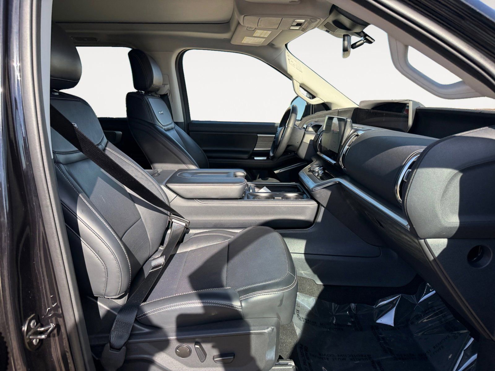 Certified 2025 Ford Expedition Platinum image 15