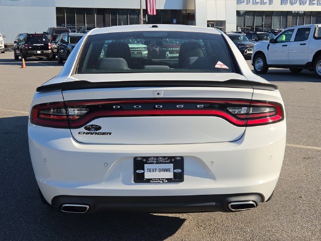 Used 2019 Dodge Charger SXT w/ Blacktop Package RWD image 4