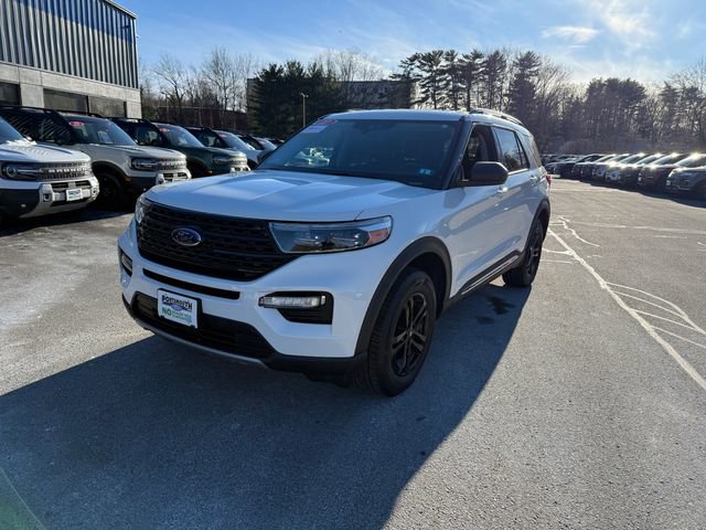 Certified 2022 Ford Explorer XLT w/ Equipment Group 202A image 14