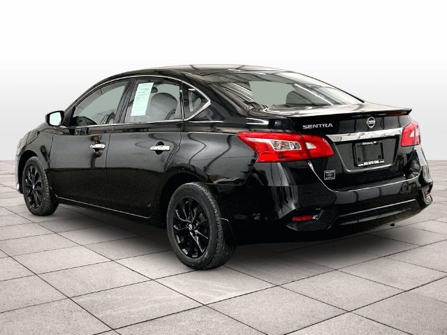 Used 2018 Nissan Sentra S w/ S Midnight Style Package FWD image 10