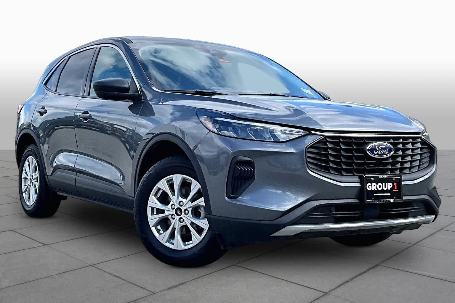 Certified 2024 Ford Escape Active AWD/4WD image 3