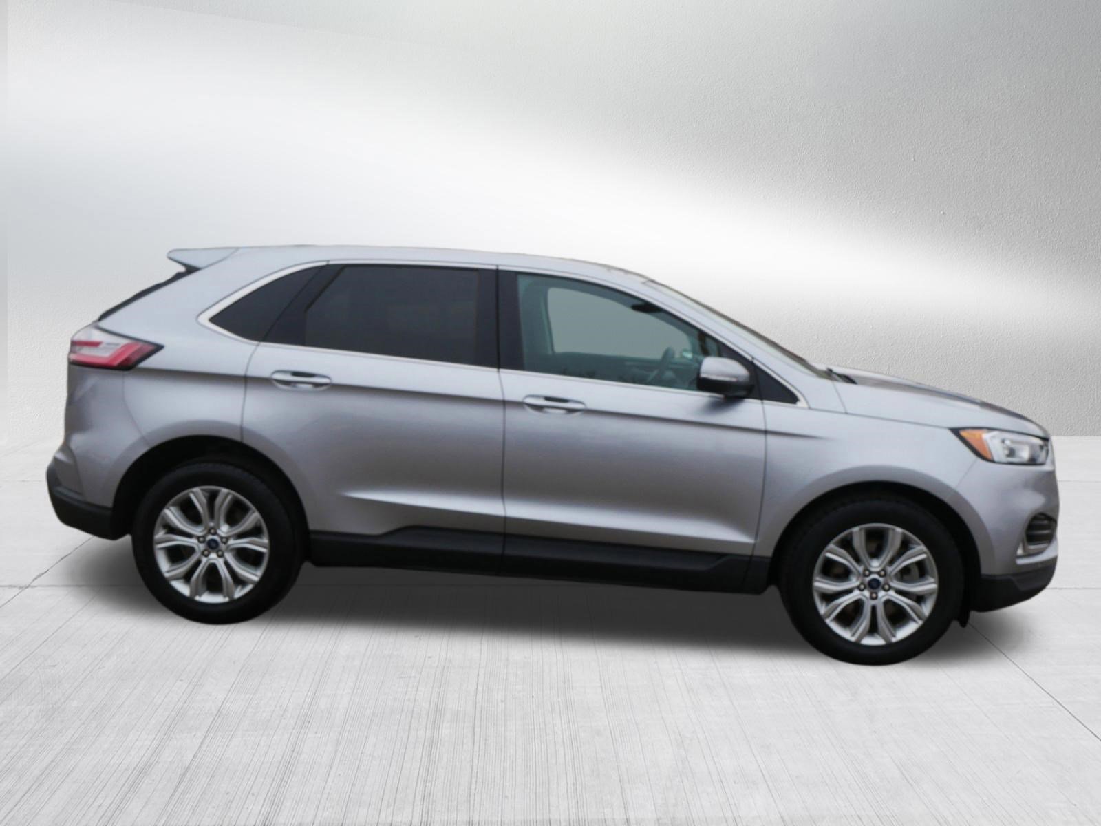 Certified 2022 Ford Edge Titanium image 6