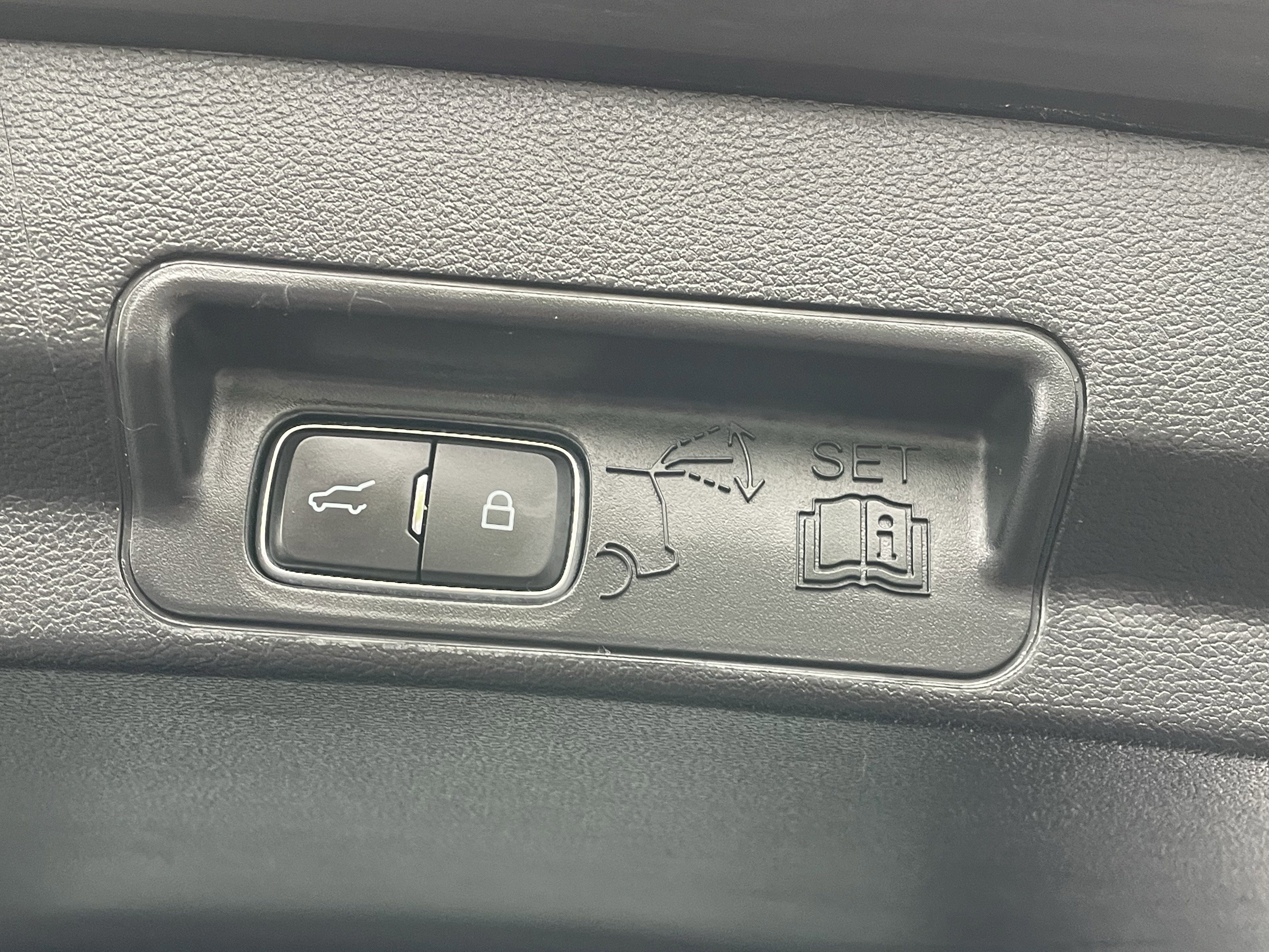 Certified 2022 Ford Explorer ST w/ Equipment Group 401A image 12