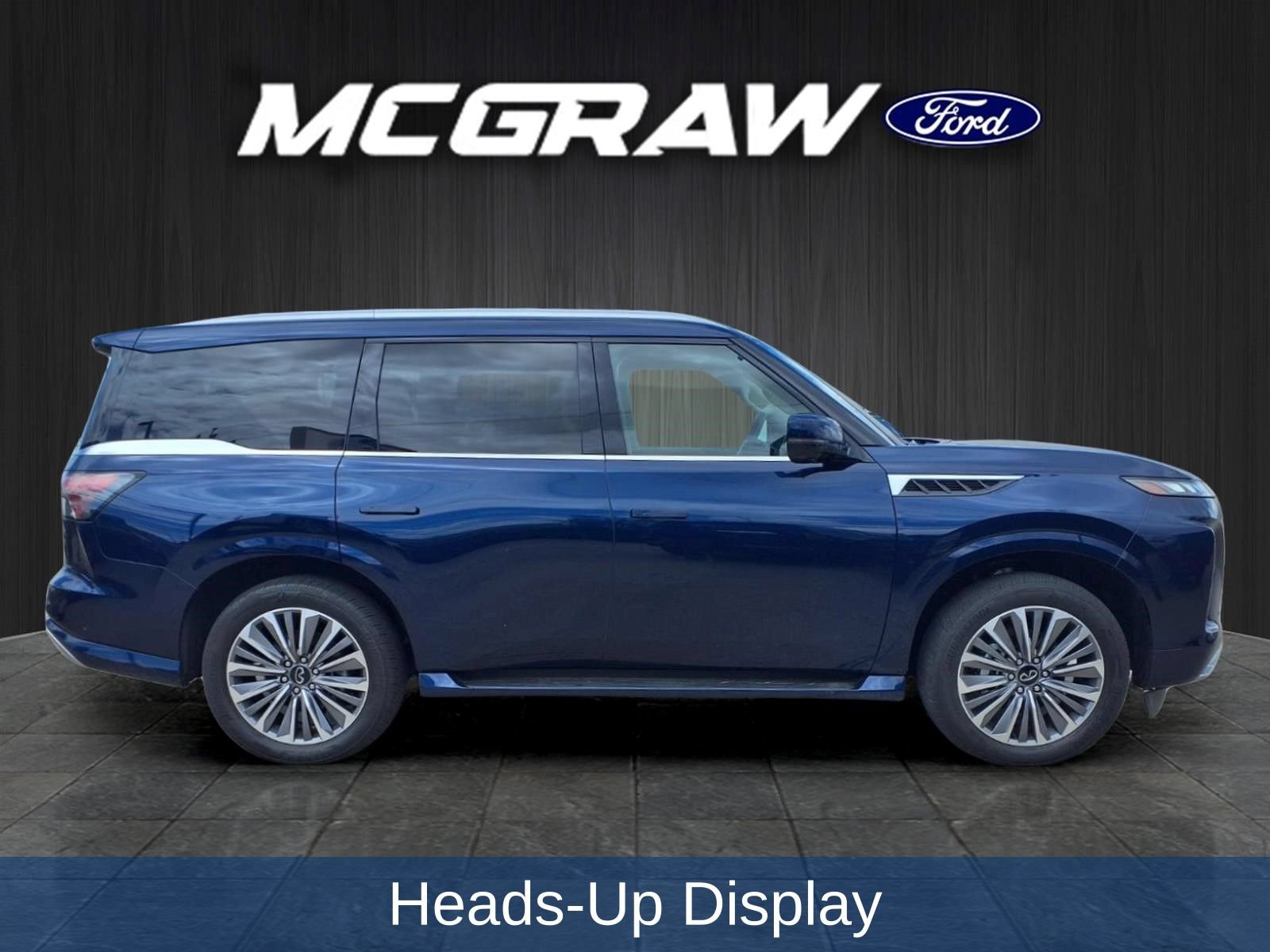 Used 2025 INFINITI QX80 Sensory AWD/4WD image 7
