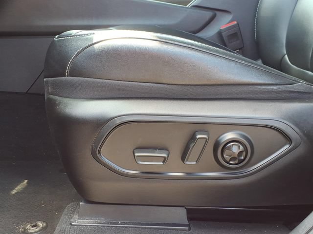 Used 2024 Jeep Grand Cherokee L Limited AWD/4WD image 18