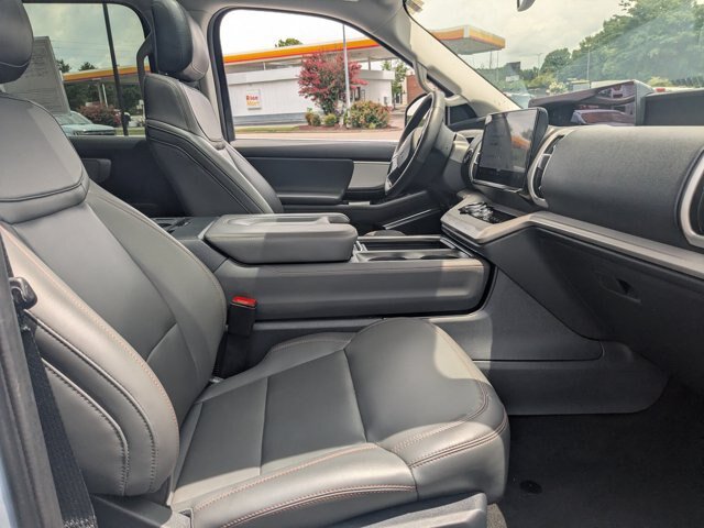 Certified 2025 Ford Expedition Max Active RWD image 39