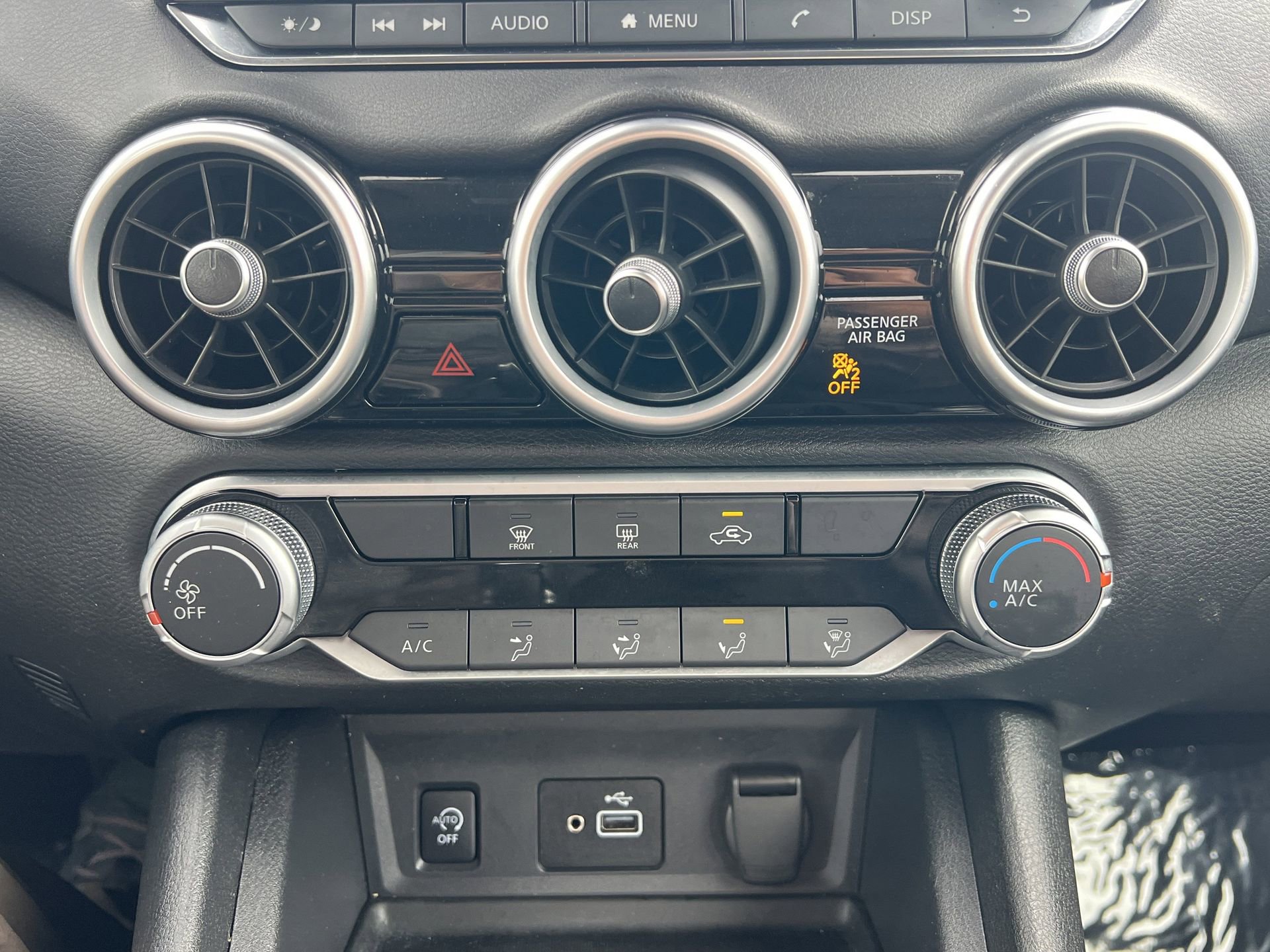 Used 2025 Nissan Sentra S image 9