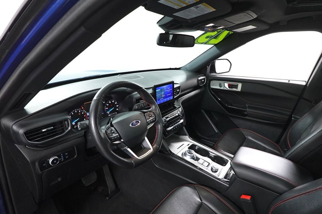 Certified 2023 Ford Explorer ST-Line AWD/4WD image 14