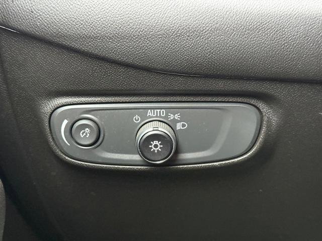 Used 2020 Chevrolet Equinox LT AWD/4WD image 21