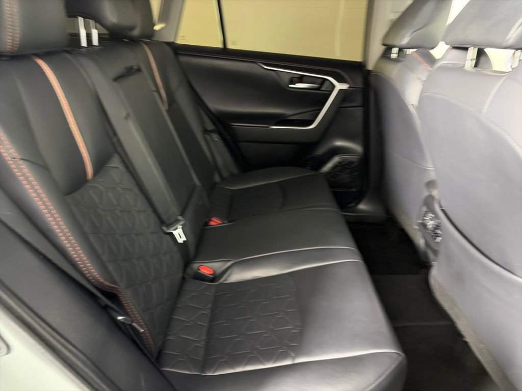 Used 2020 Toyota RAV4 Adventure image 29