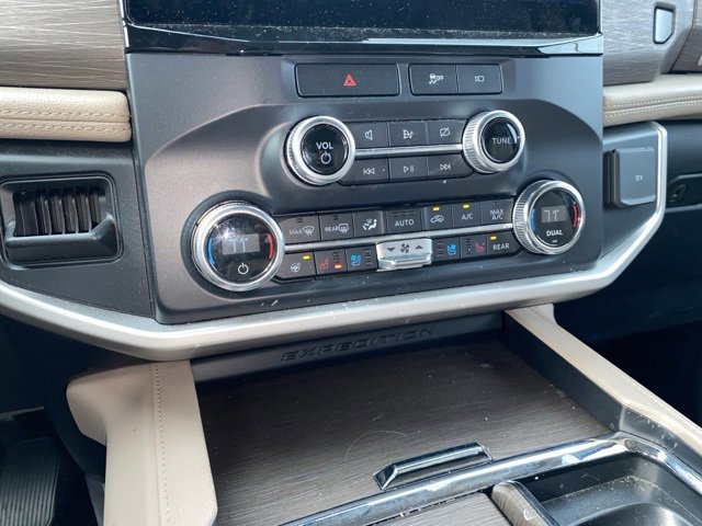 Certified 2022 Ford Expedition Max Limited image 13