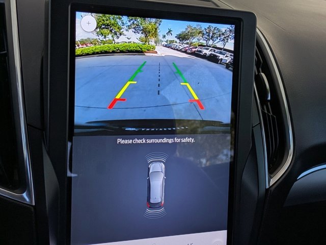 Certified 2021 Ford Edge Titanium image 29