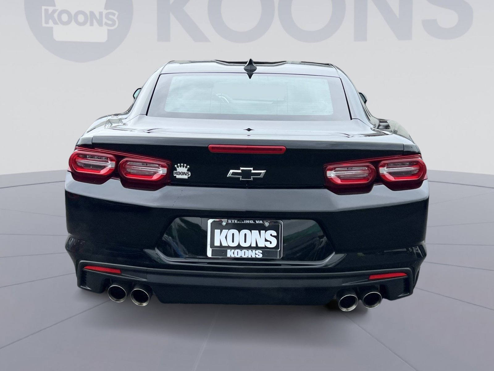 Used 2022 Chevrolet Camaro LT RWD image 15