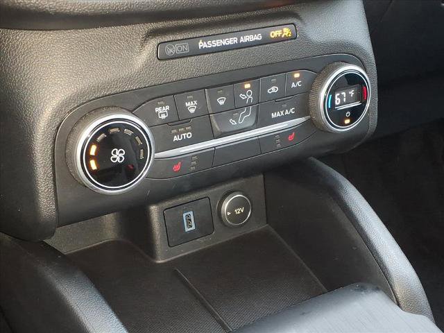 Certified 2020 Ford Escape SE image 17