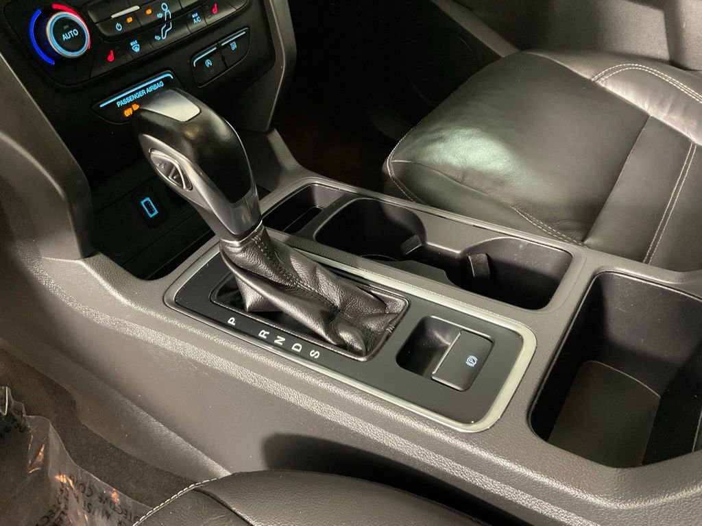 Certified 2018 Ford Escape SEL FWD image 17