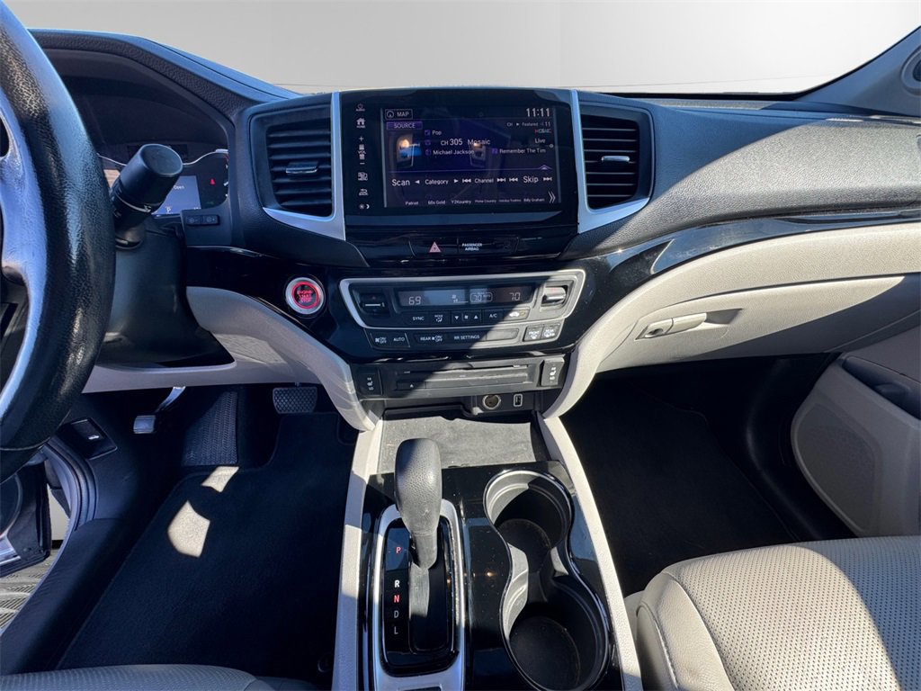 Used 2019 Honda Ridgeline RTL-E image 11