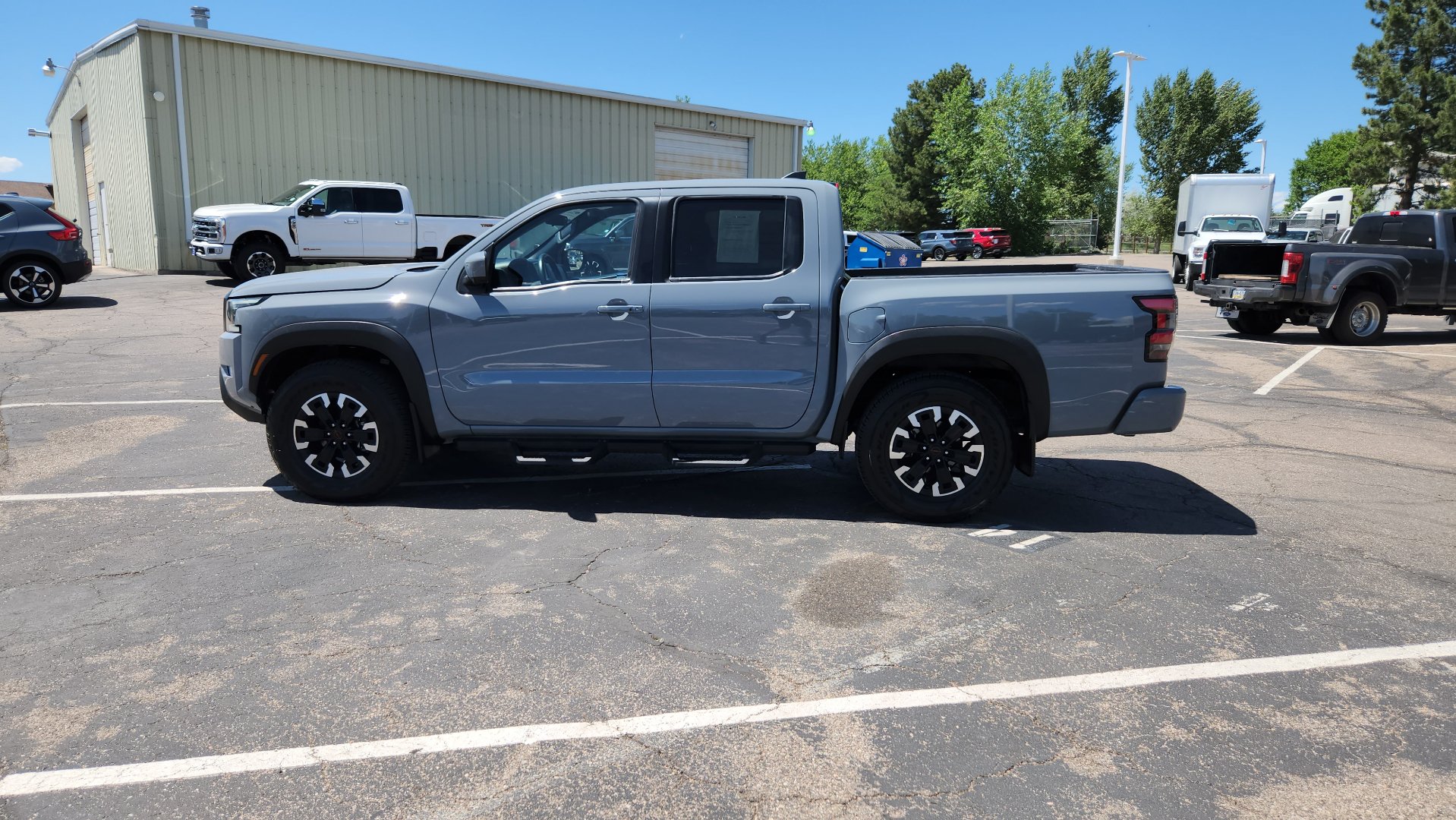 Used 2023 Nissan Frontier PRO-4X w/ Pro Convenience Package AWD/4WD image 7