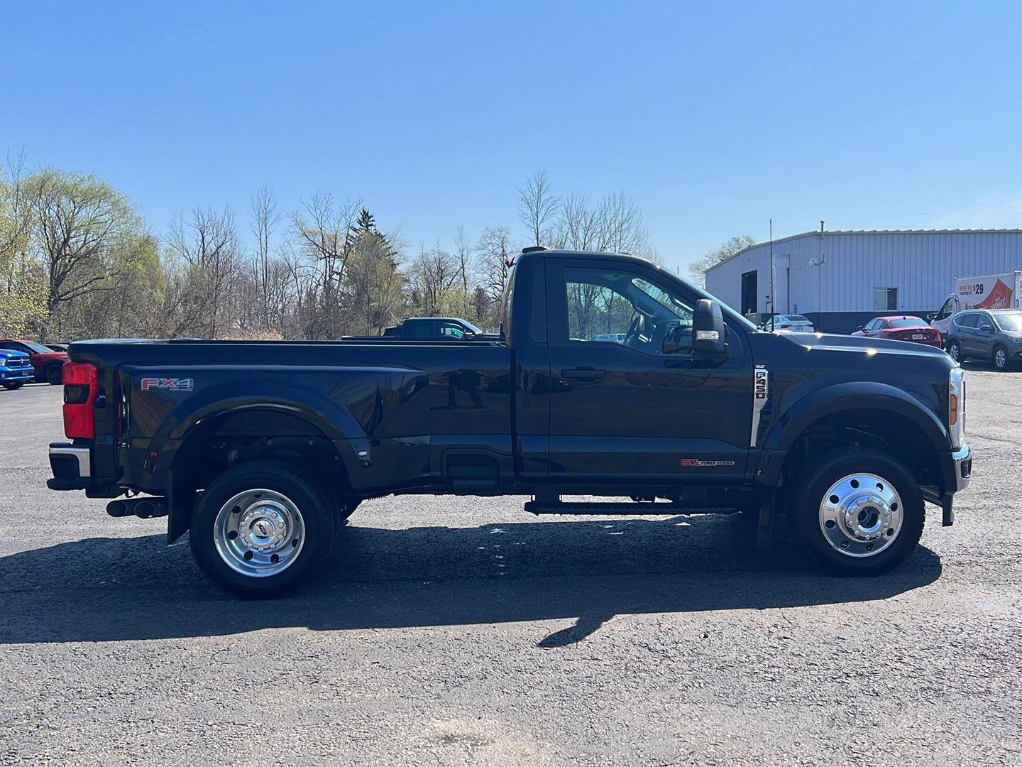 Certified 2025 Ford F450 XLT w/ 360-Degree Camera Package AWD/4WD image 23