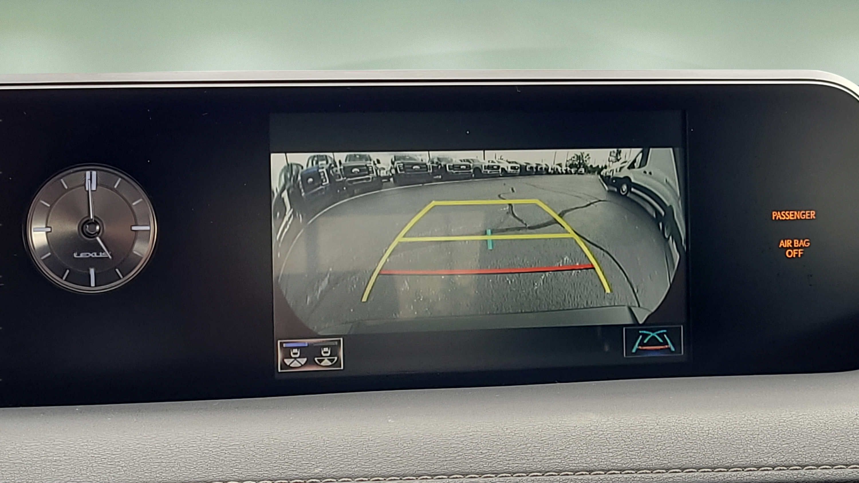 Used 2019 Lexus UX 250h w/ Accessory Package 2 AWD/4WD image 22