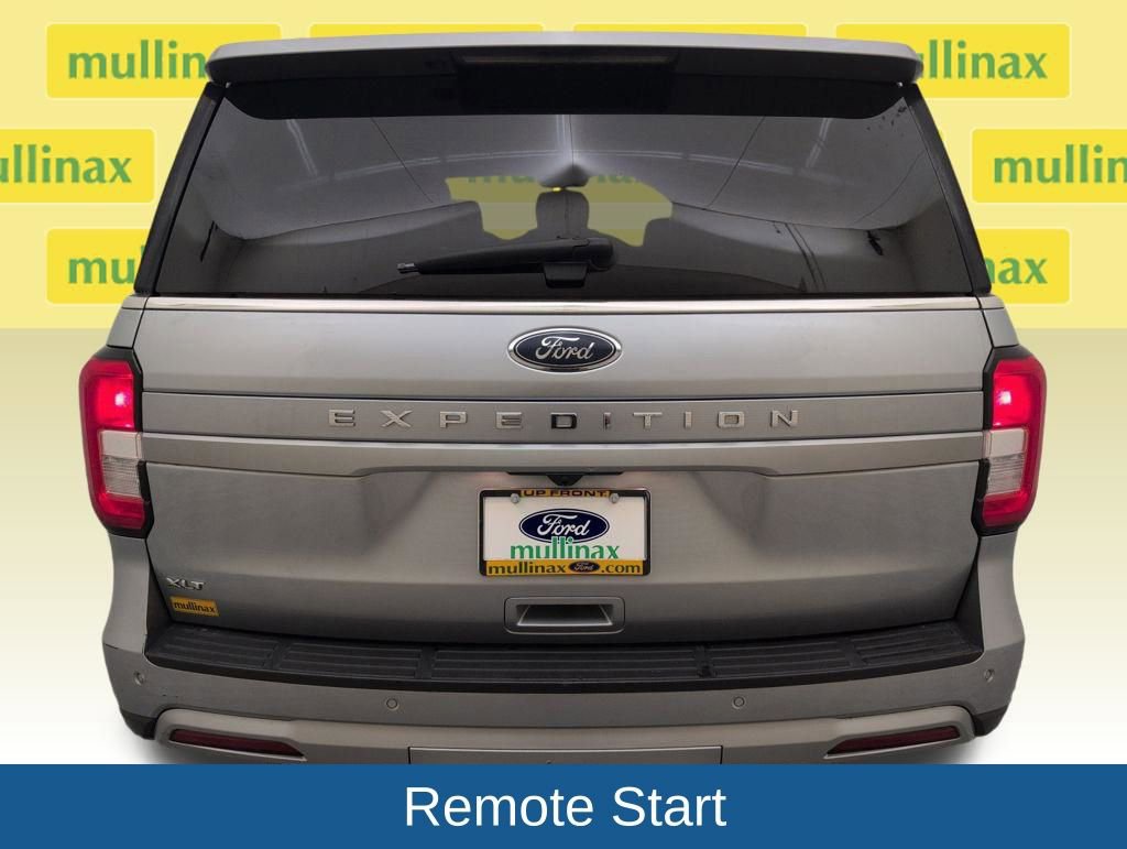 Certified 2024 Ford Expedition XLT image 32