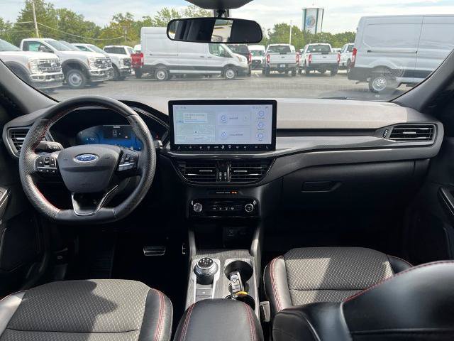Certified 2023 Ford Escape ST-Line Select w/ Tech Pack #2 AWD/4WD image 17