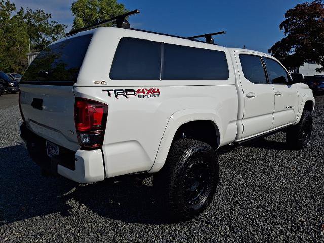 Used 2018 Toyota Tacoma TRD Sport w/ TRD Premium Sport Package AWD/4WD image 6