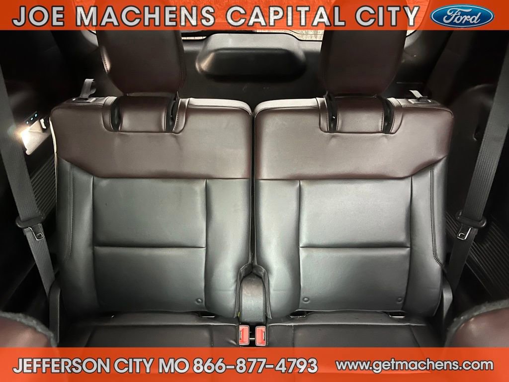 Certified 2020 Ford Explorer Platinum w/ Premium Technology Package image 11