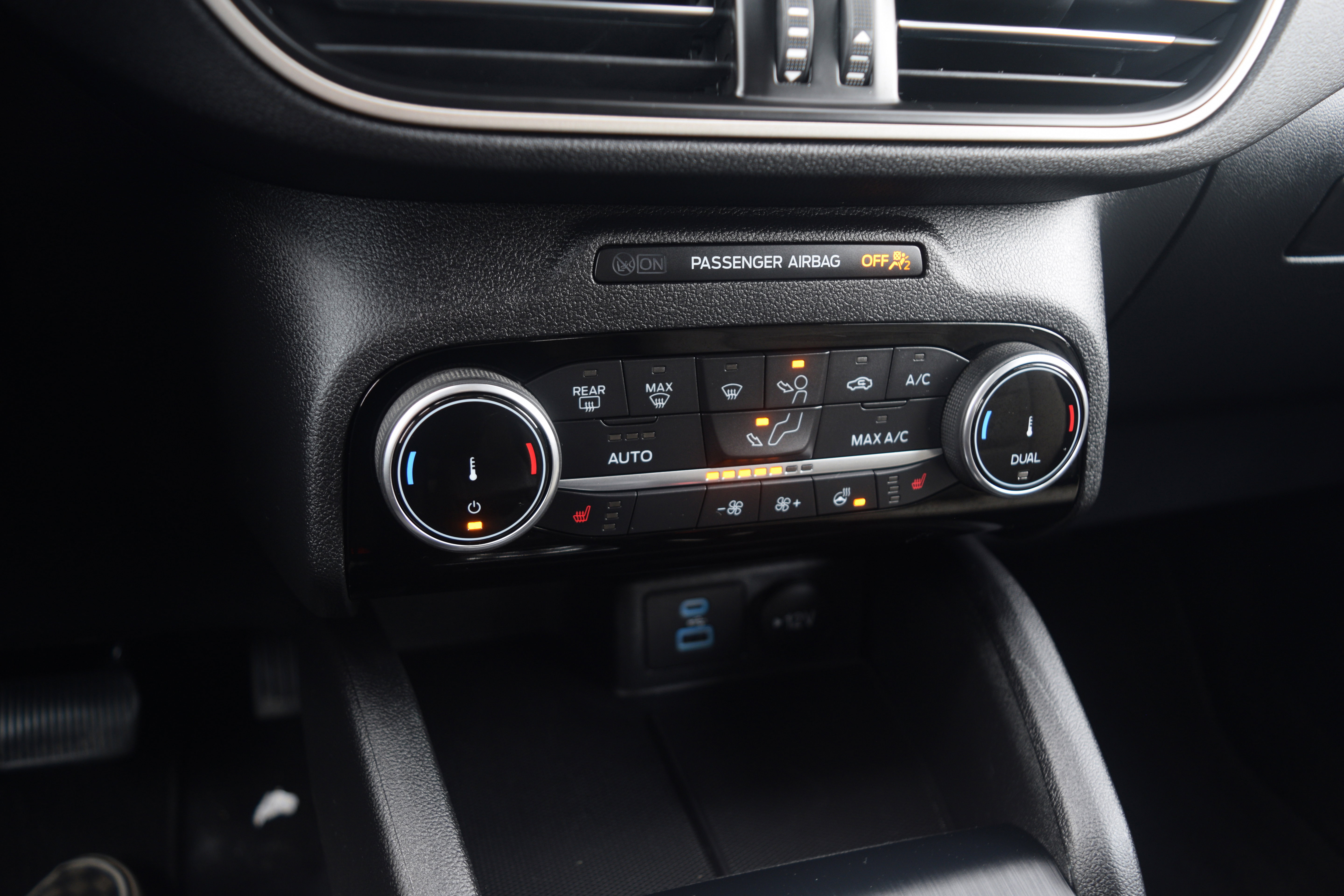 Certified 2022 Ford Escape SE w/ Convenience Package image 11